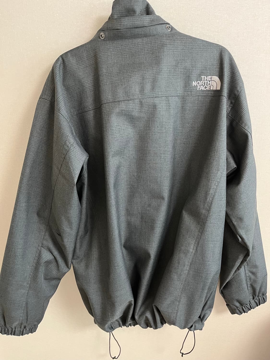 [105] 노스페이스 체크 바람막이 상품이미지4