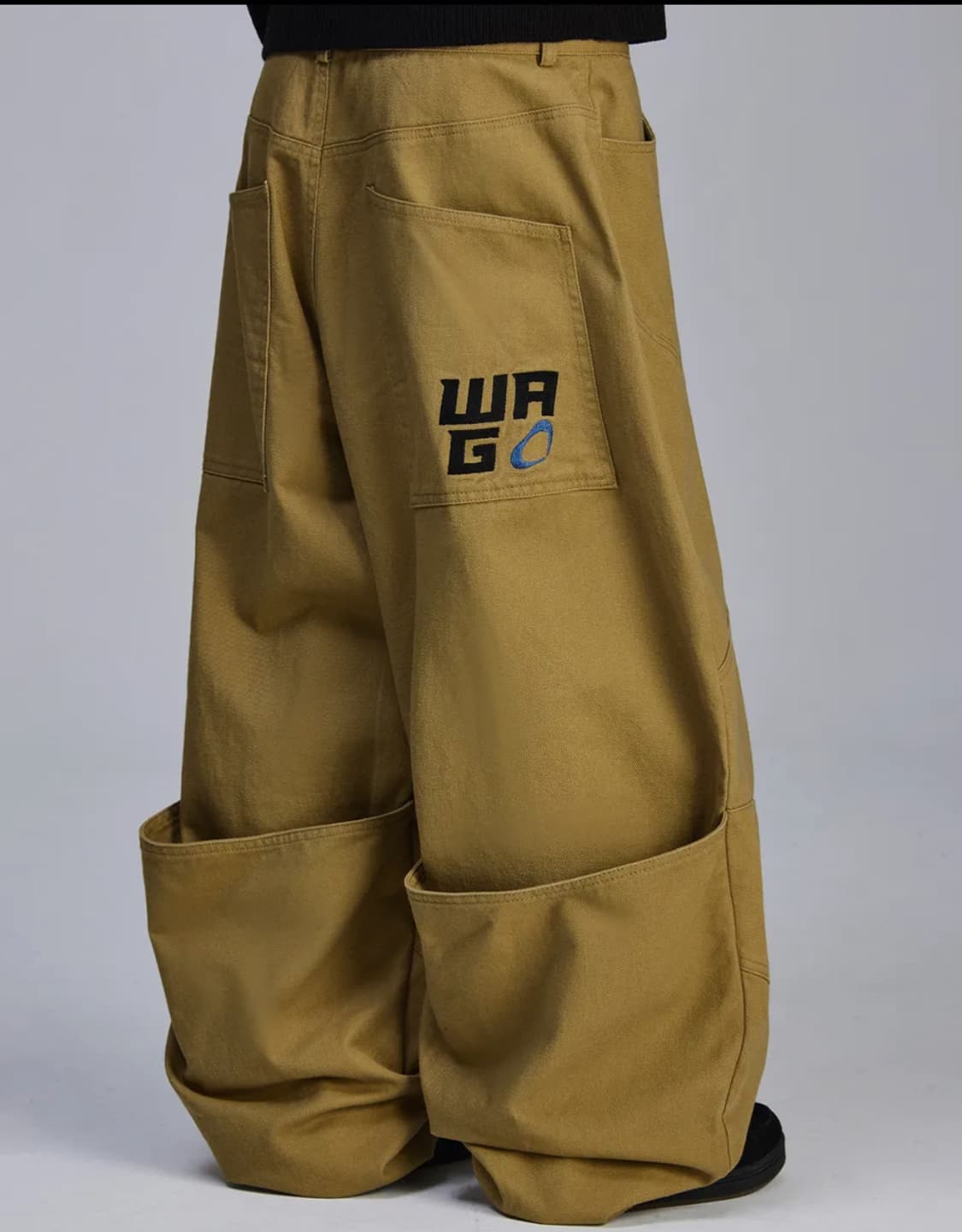 스켈리웩 백 캥거루 절개 치노 팬츠 상품이미지1