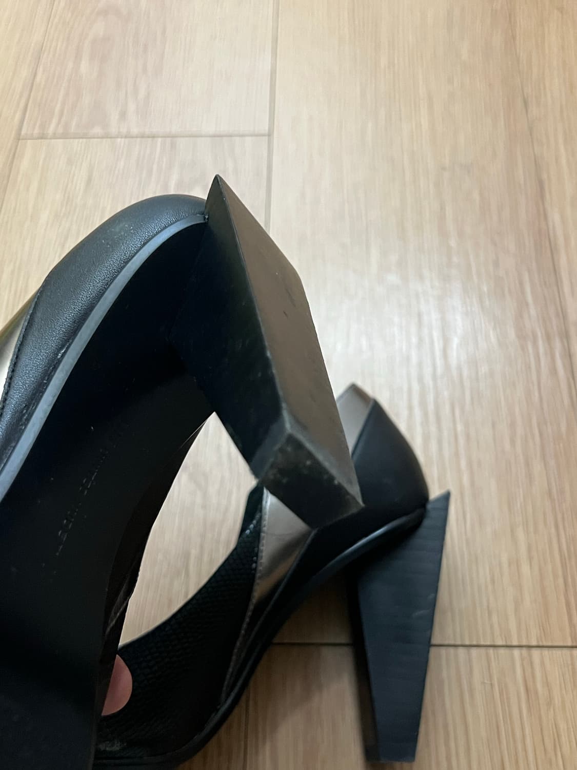 유나이티드 누드 블랙 하이힐 상품이미지3