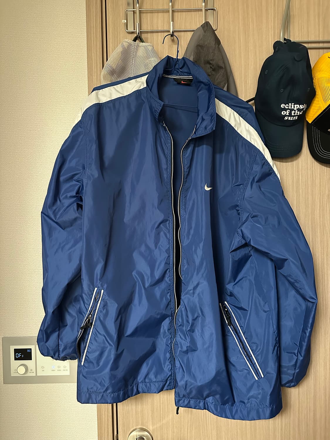 나이키 바람막이 상품이미지1