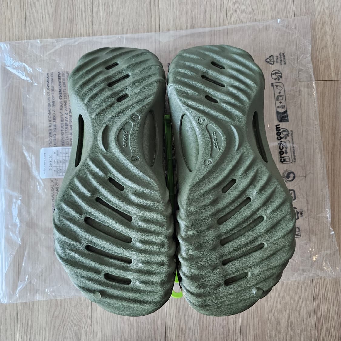 270 새제품) 크록스 에코 카모 웨이브 아미그린 국방 슬리퍼 샌들 상품이미지6