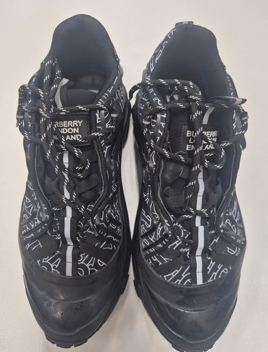 버버리 신발 모노그램 체크 아서 스니커즈 285~290/ 45(정품) 상품이미지1