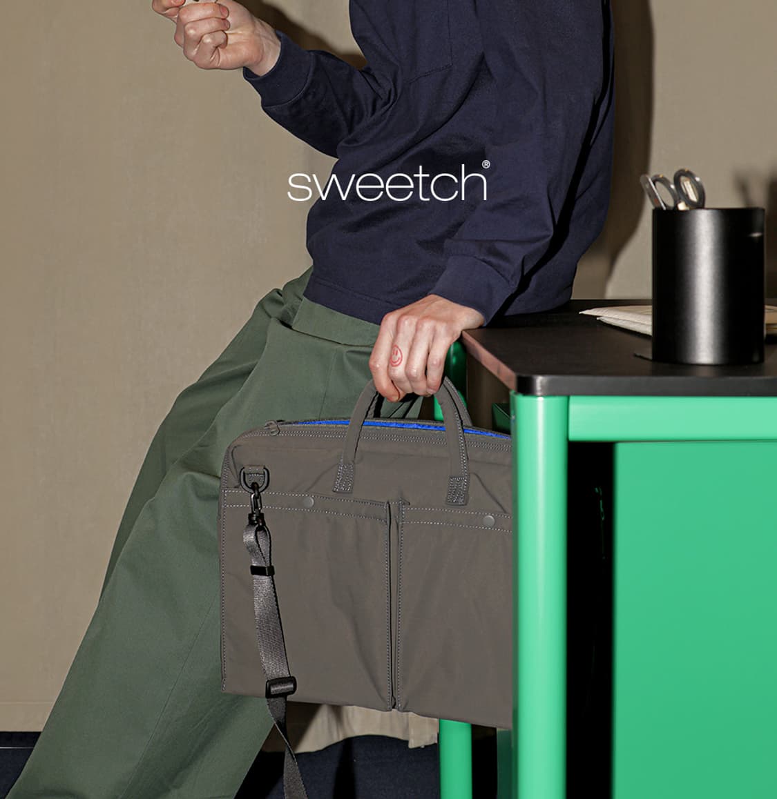 새제품) 스위치 시티보이 슬림 브리프케이스 001 크로스백 노트북 가방 상품이미지7