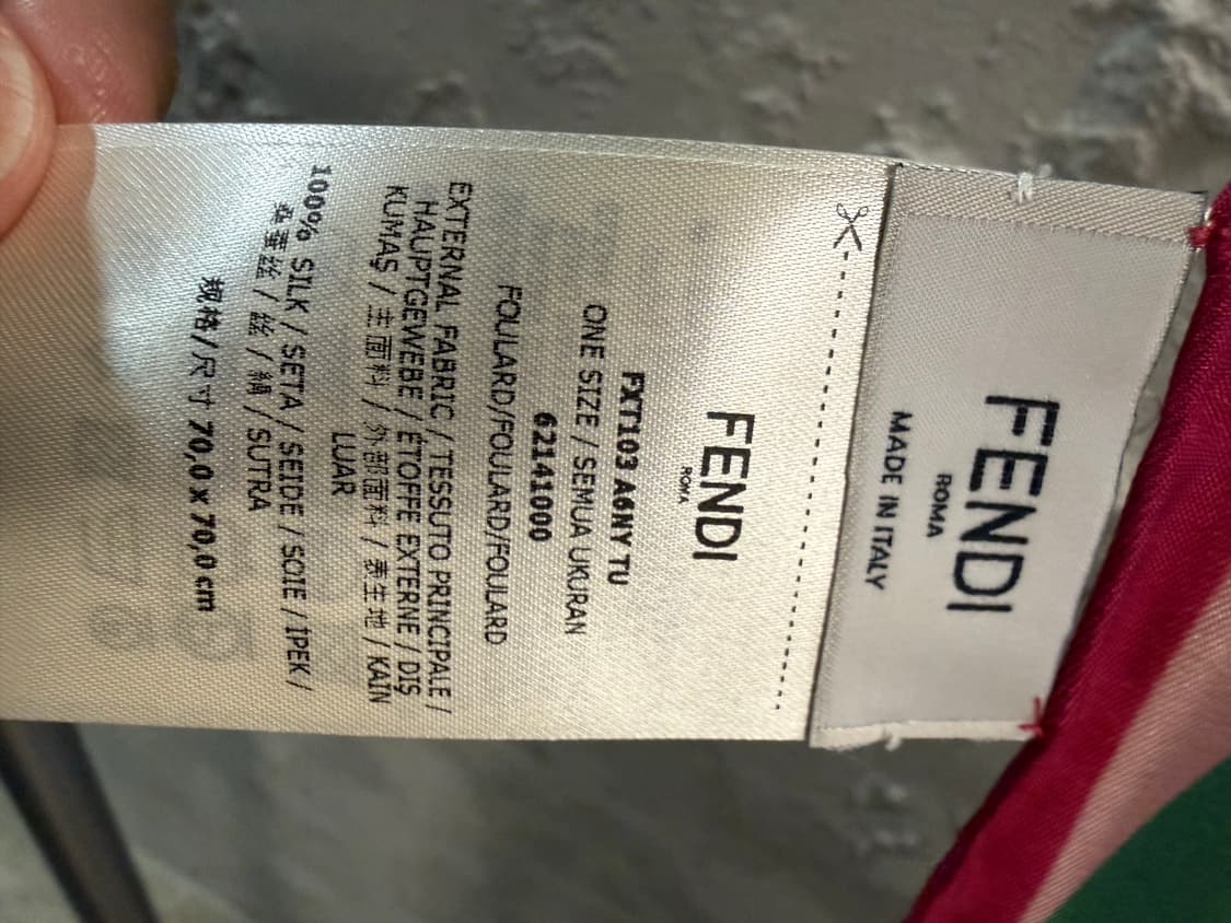 70 펜디FENDI 플로럴 도트 그래픽 실크 스카프 핑크 상품이미지6