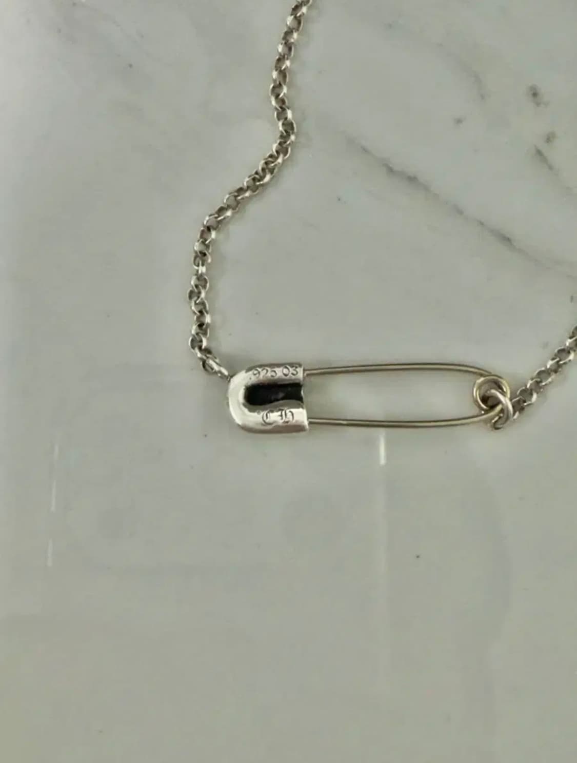 새상품 크롬하츠 세이프티핀 핑크 루비 사파이어 일체형 목걸이 영수증O 상품이미지3