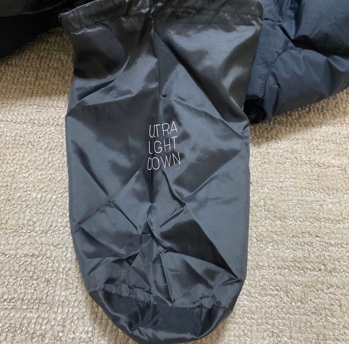 (XL) 유니클로 울트라 라이트 다운 웨이브 퀼팅 자켓 경량 패딩 상품이미지7
