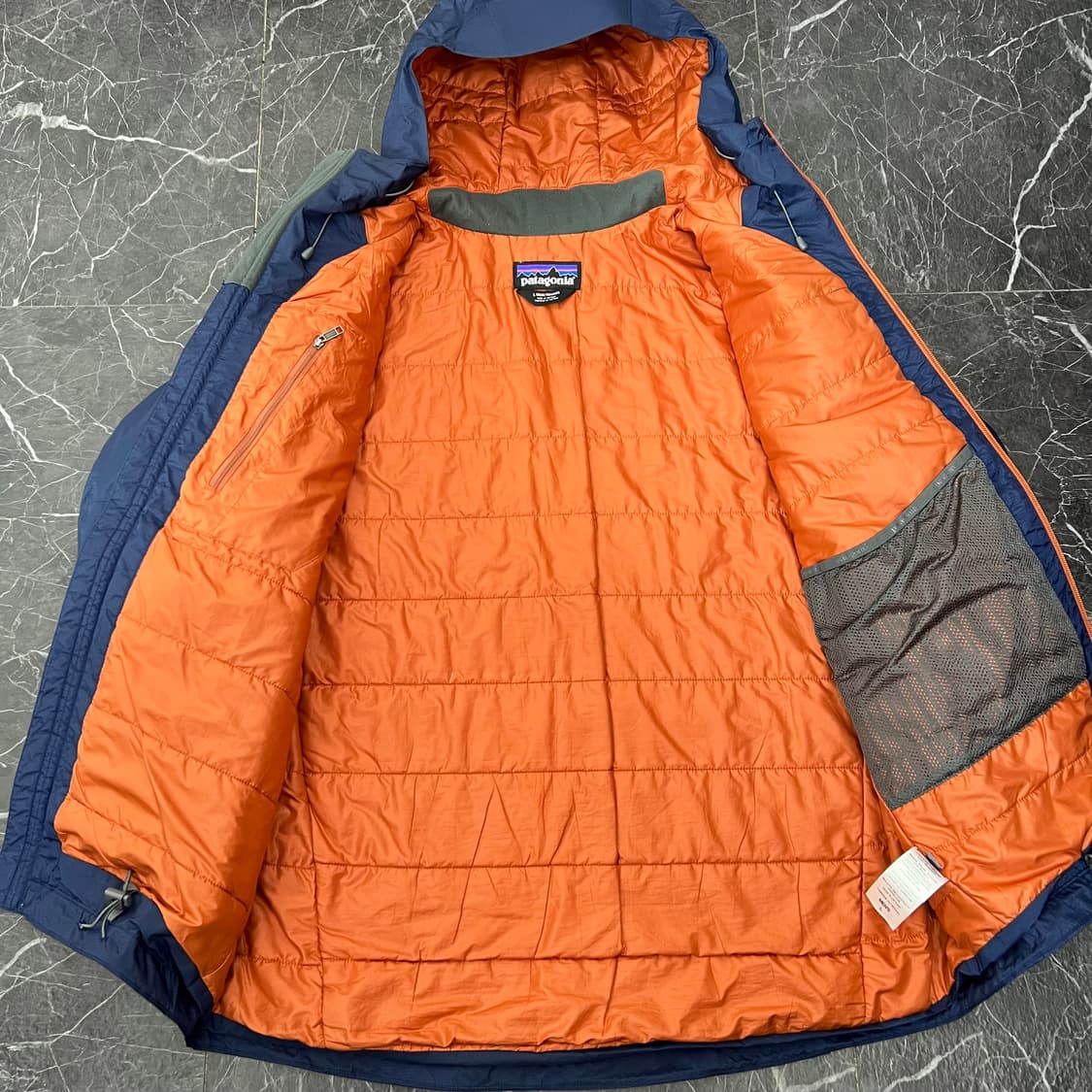 파타고니아 인슐레이티드 토렌쉘 후드 자켓 상품이미지7