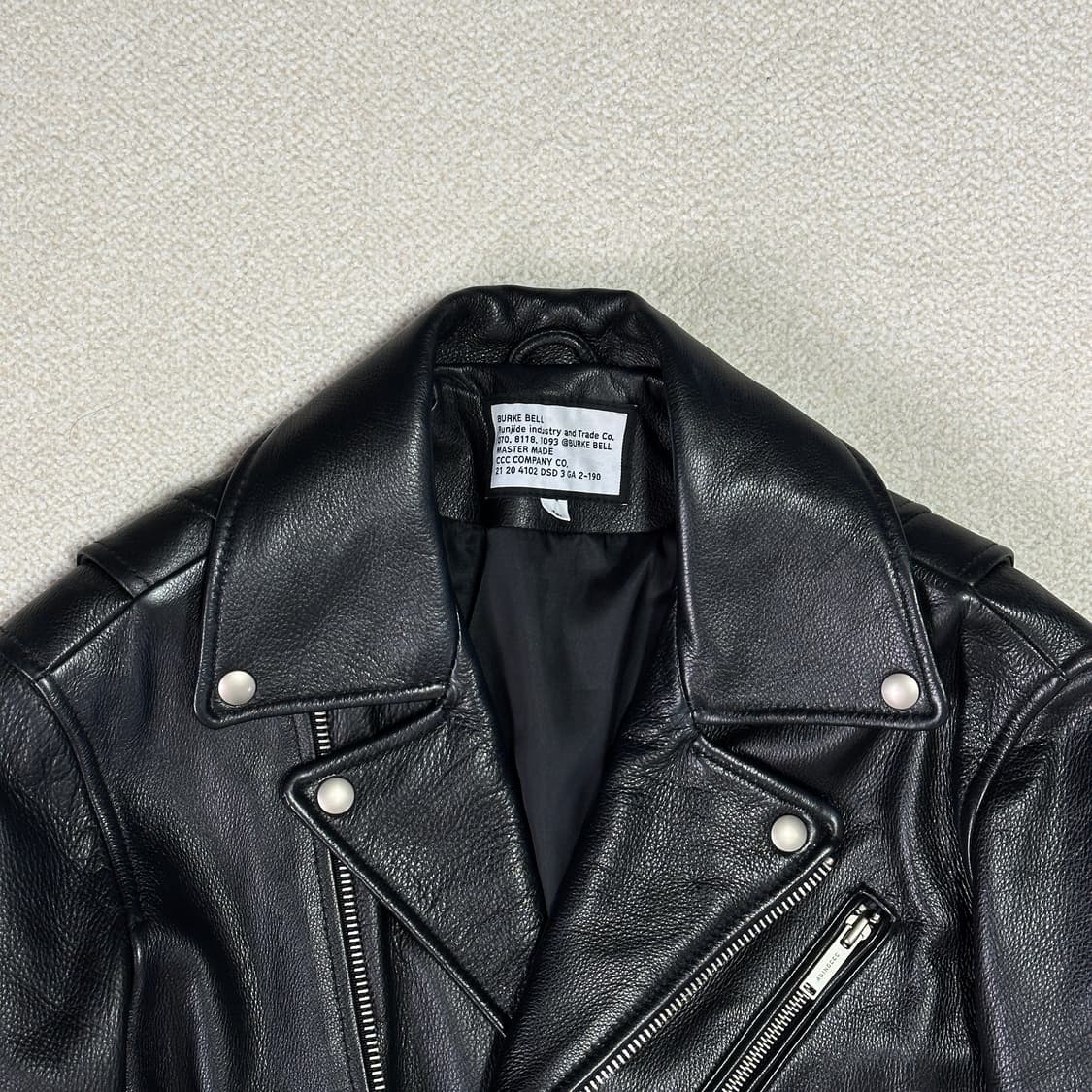 에이징씨씨씨 카우하이드 라이더재킷 상품이미지5