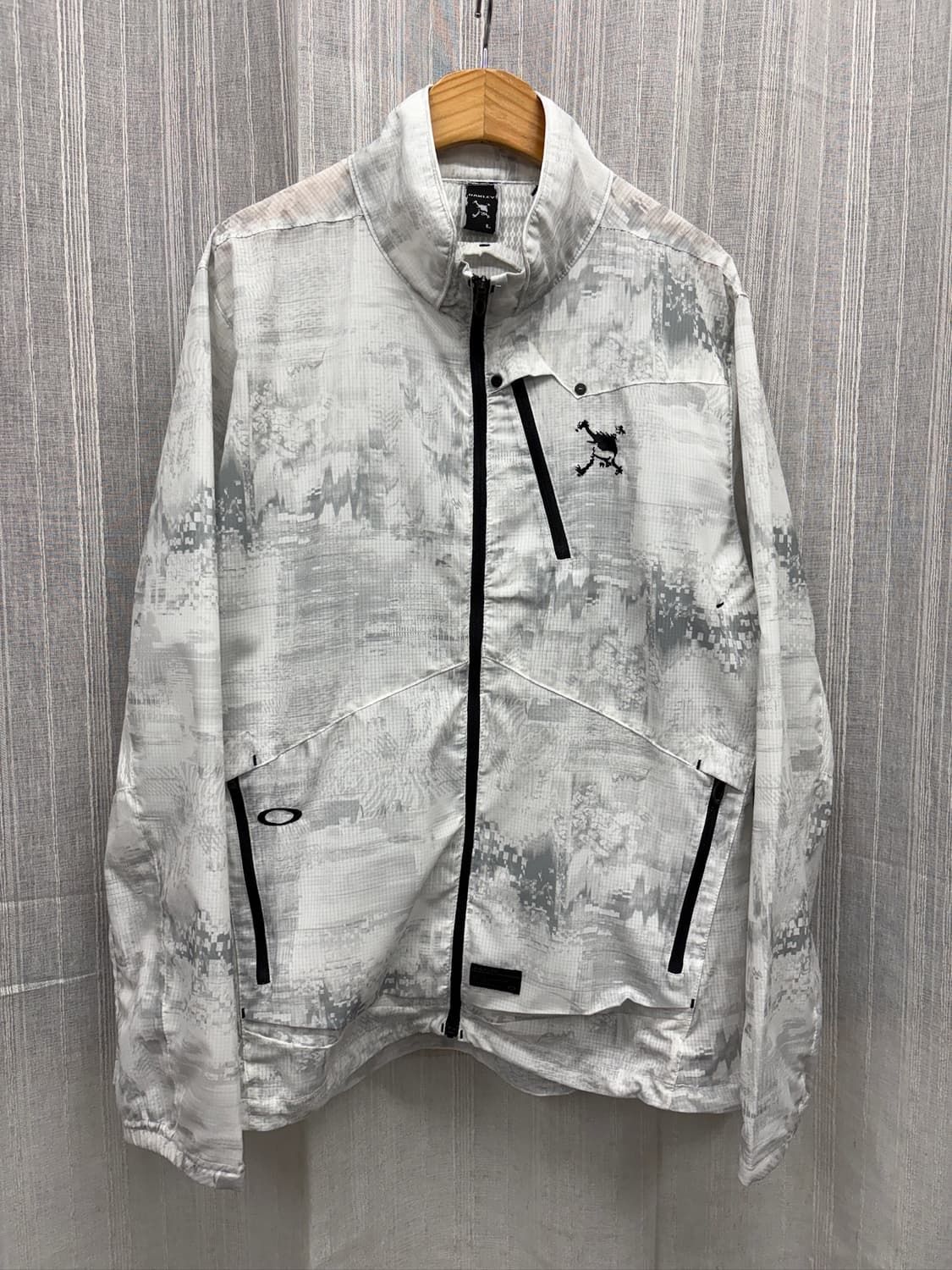 Oakley 오클리 스케터 로고 카모 테크 윈드자켓 바람막이 상품이미지9