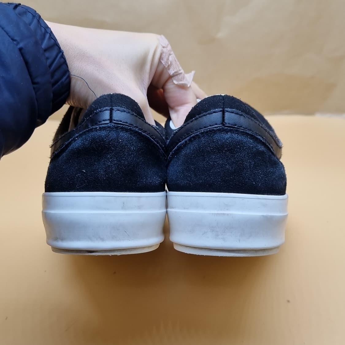 휠라 콜드웨이브 블랙 스니커즈250 상품이미지4