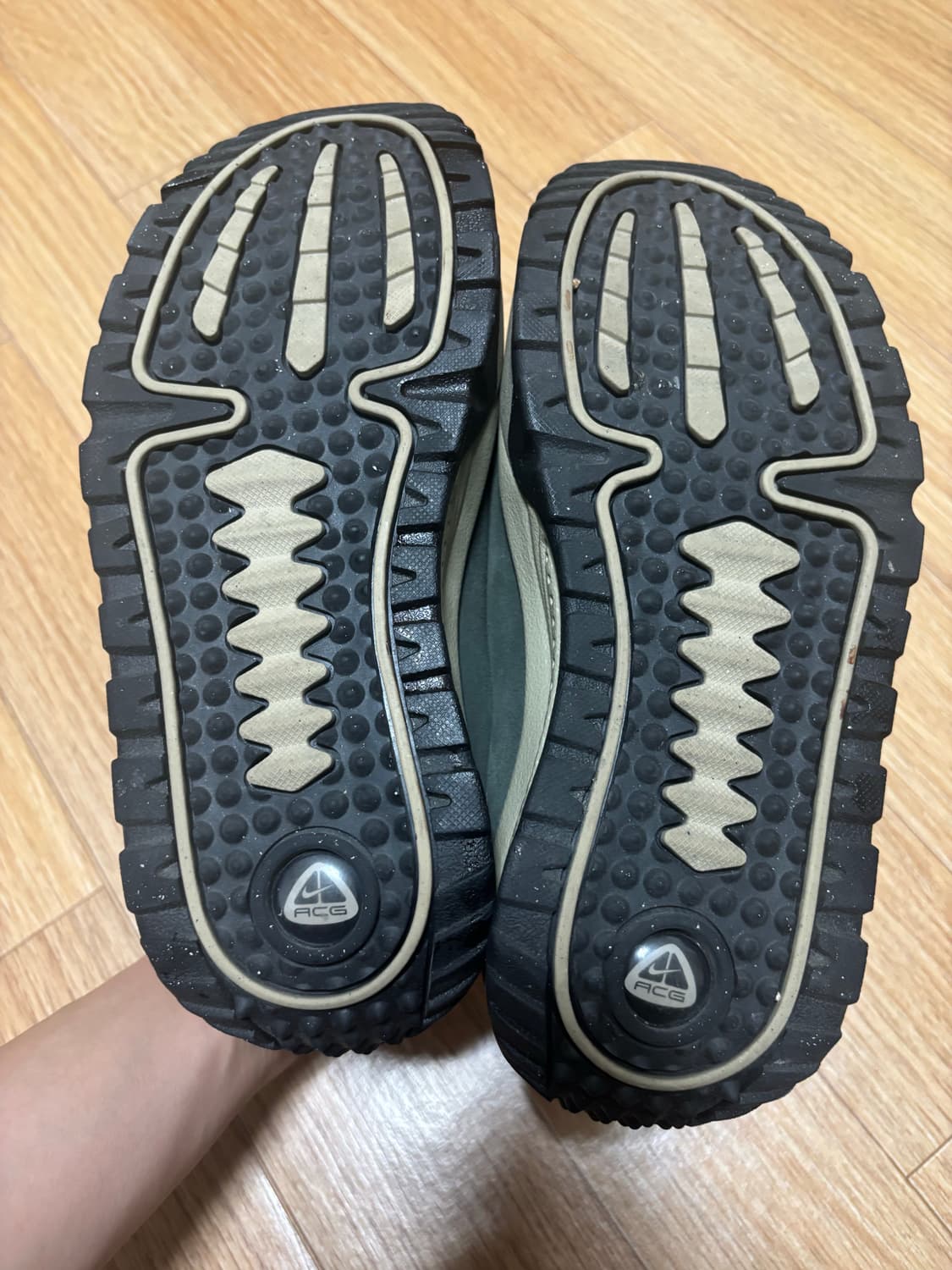 나이키 ACG 루퍼스 뮬 올리브 상품이미지8