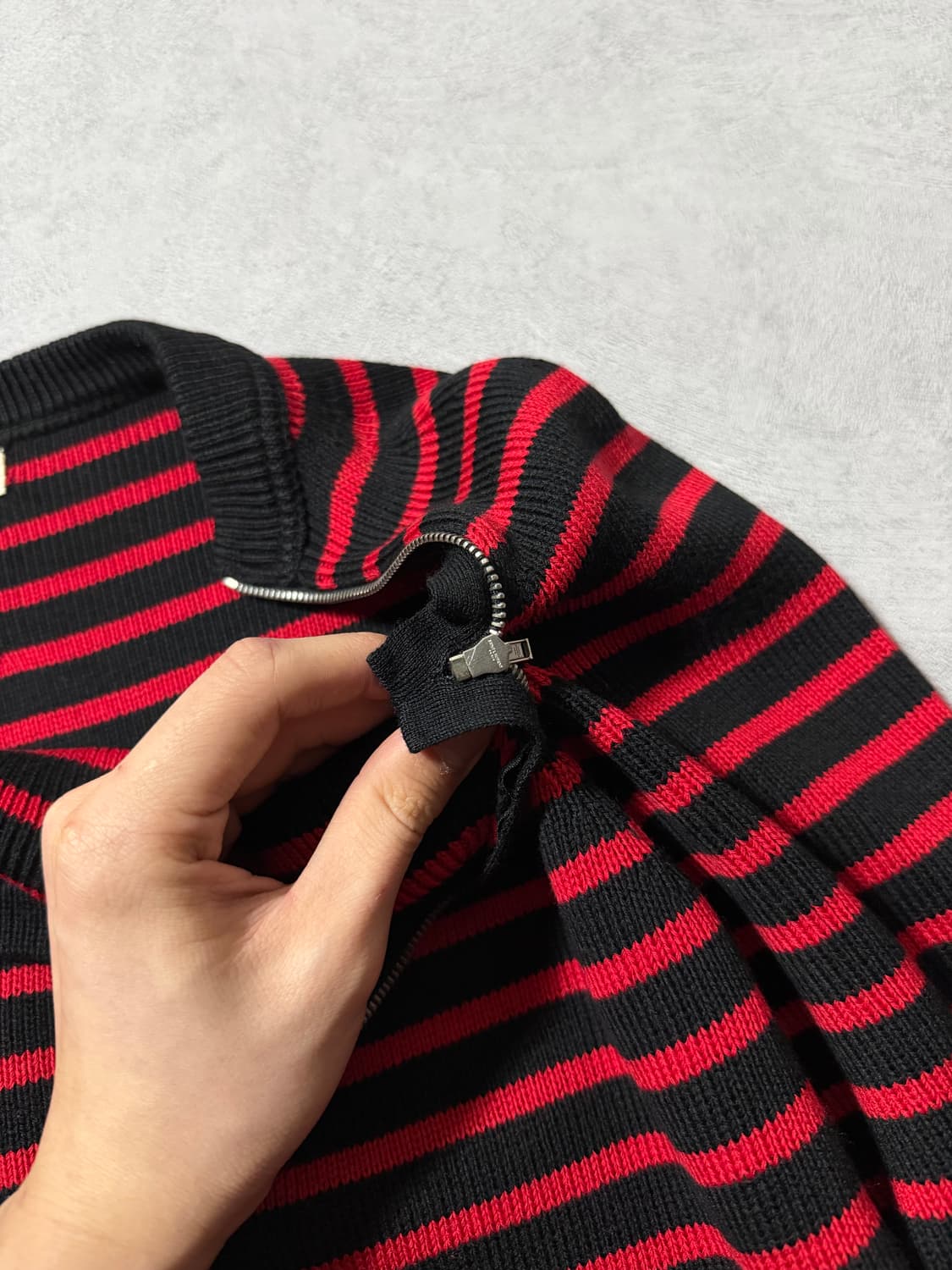 15FW 생로랑 더블지퍼 스트라이프 니트 상품이미지9