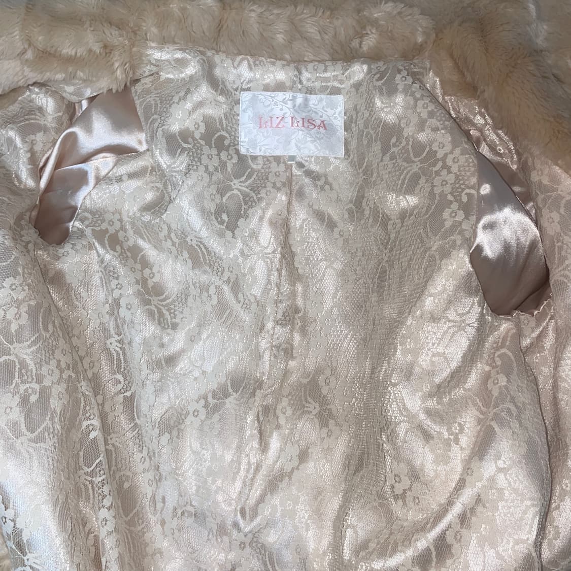 lizlisa 리즈리사 퍼 자켓 양산형 달천깔 오네갸루 히메갸루 유일매물 상품이미지4