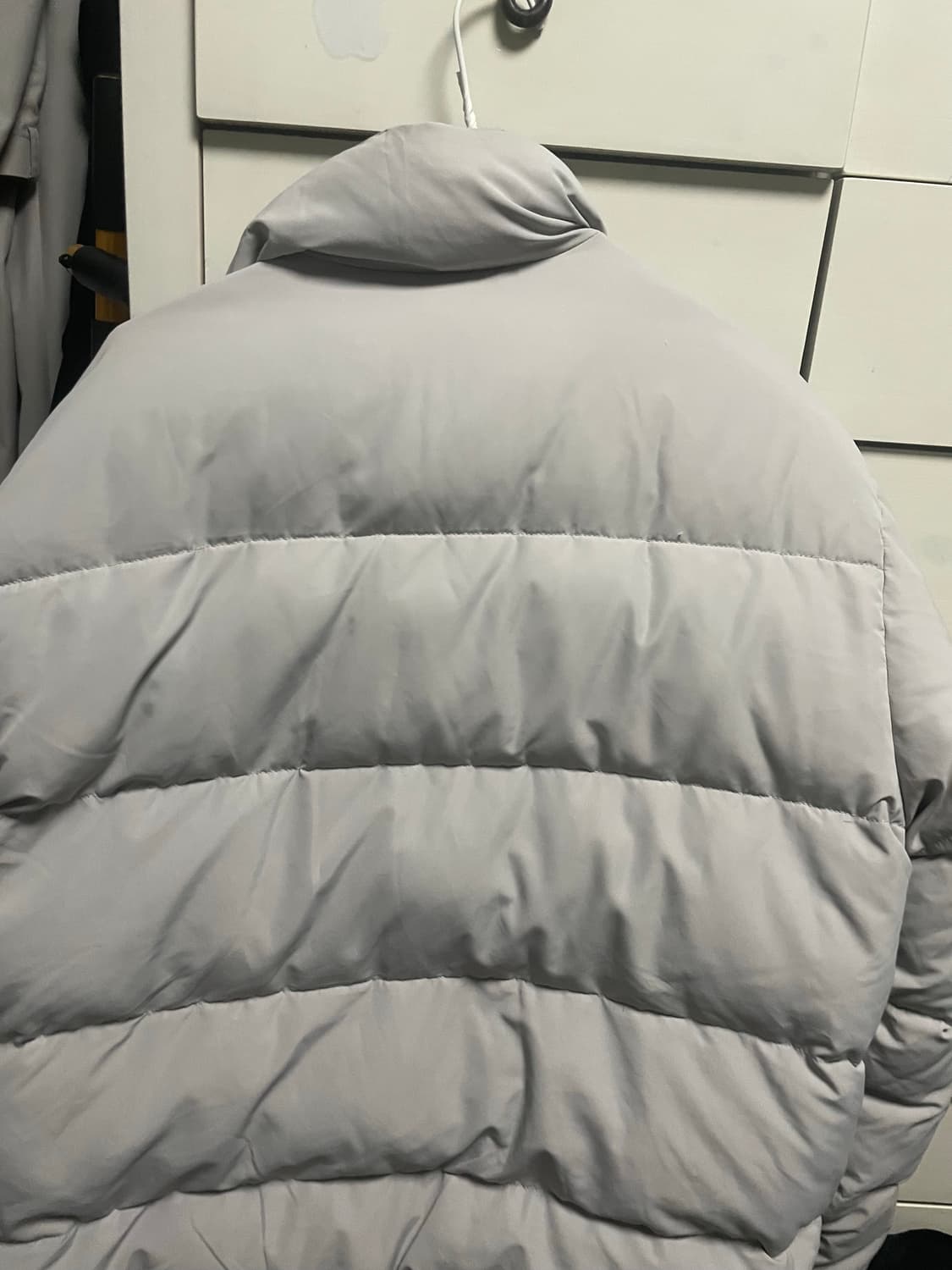 인사일런스 에센셜 다운자켓 패딩 상품이미지4