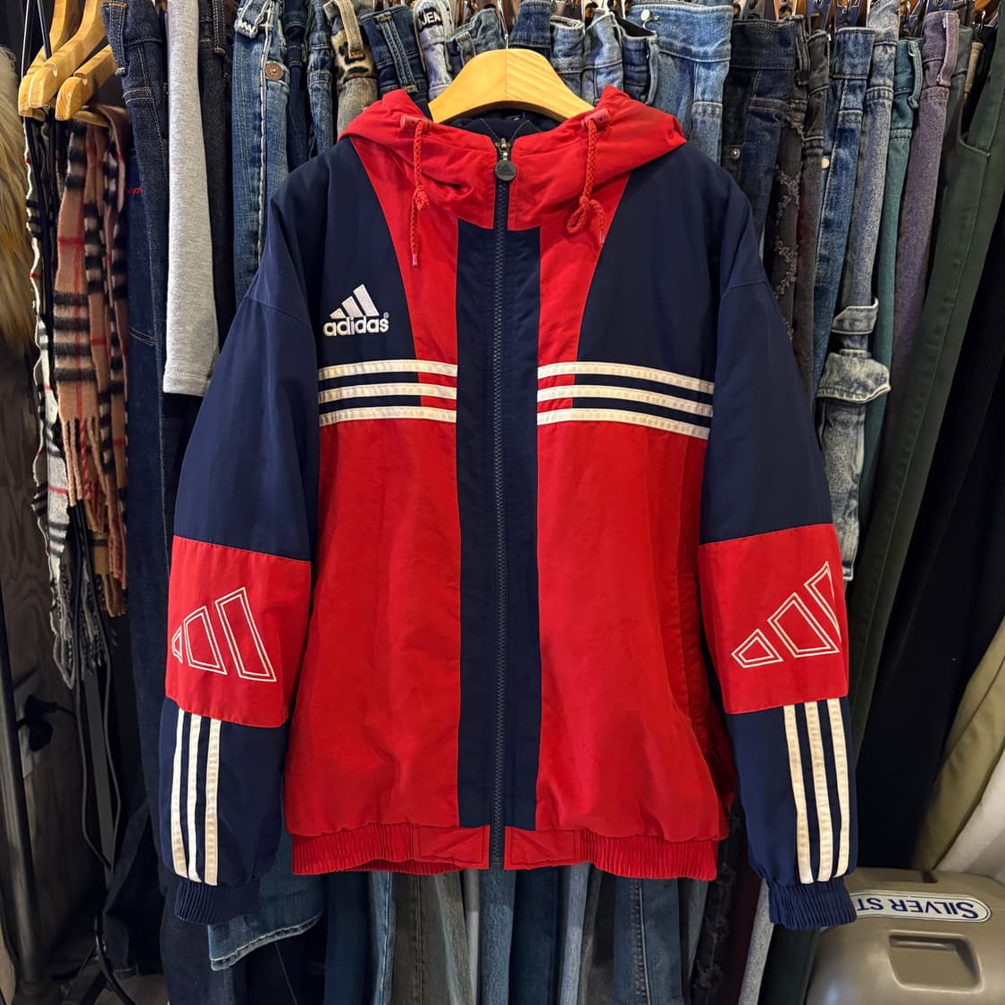 아디다스 올드스쿨 이너퀄팅 후드 배색 자켓 상품이미지2