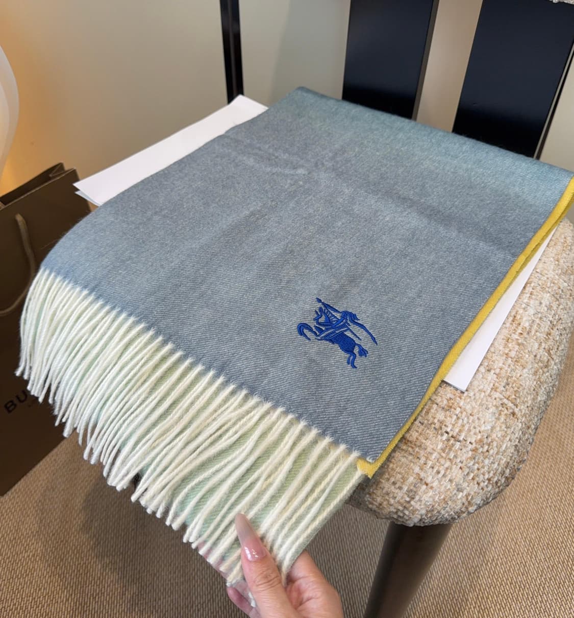 버버리 리버서블 스카프 100% 램스울
 상품이미지2