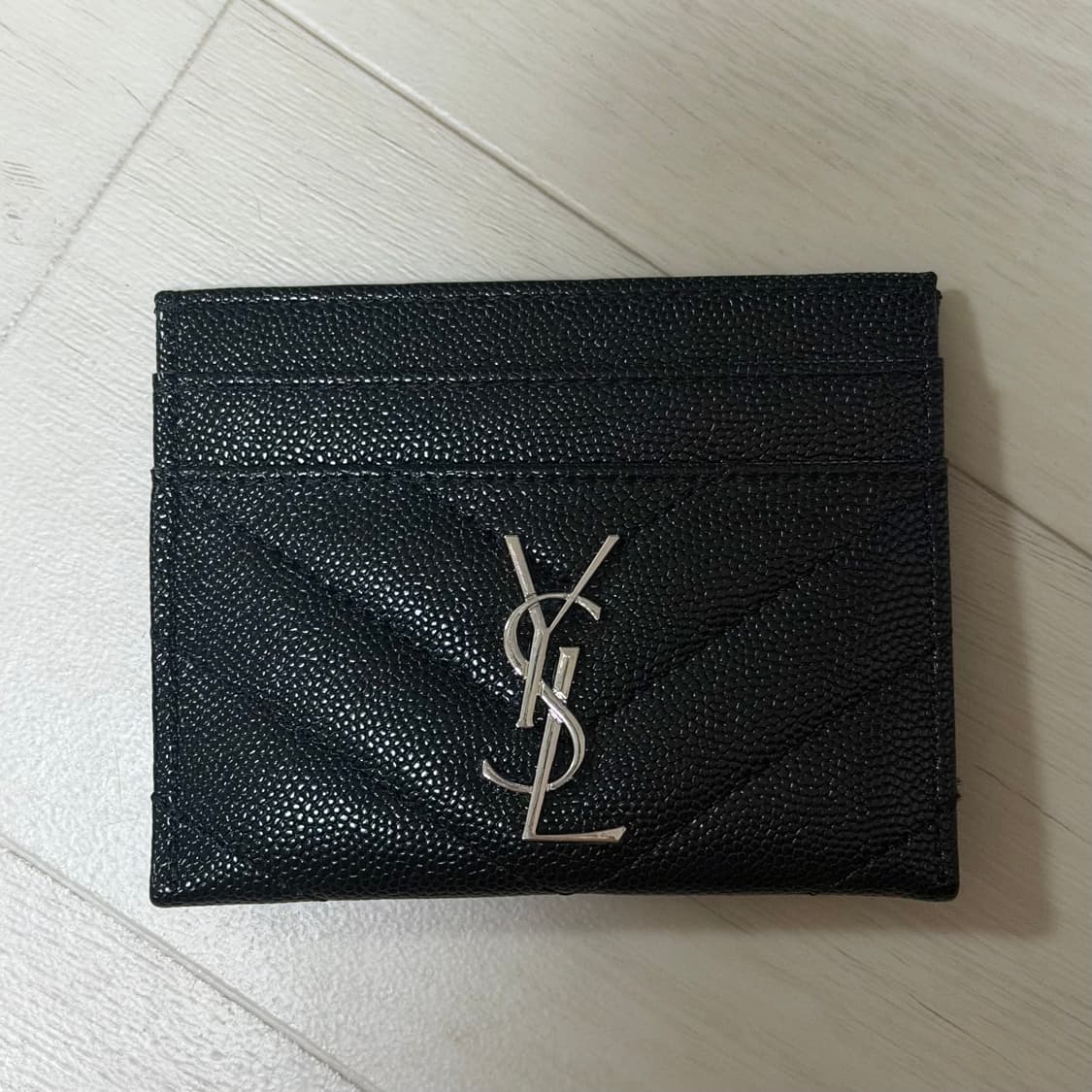 생로랑 캐비어 카드지갑 은장 상품이미지1