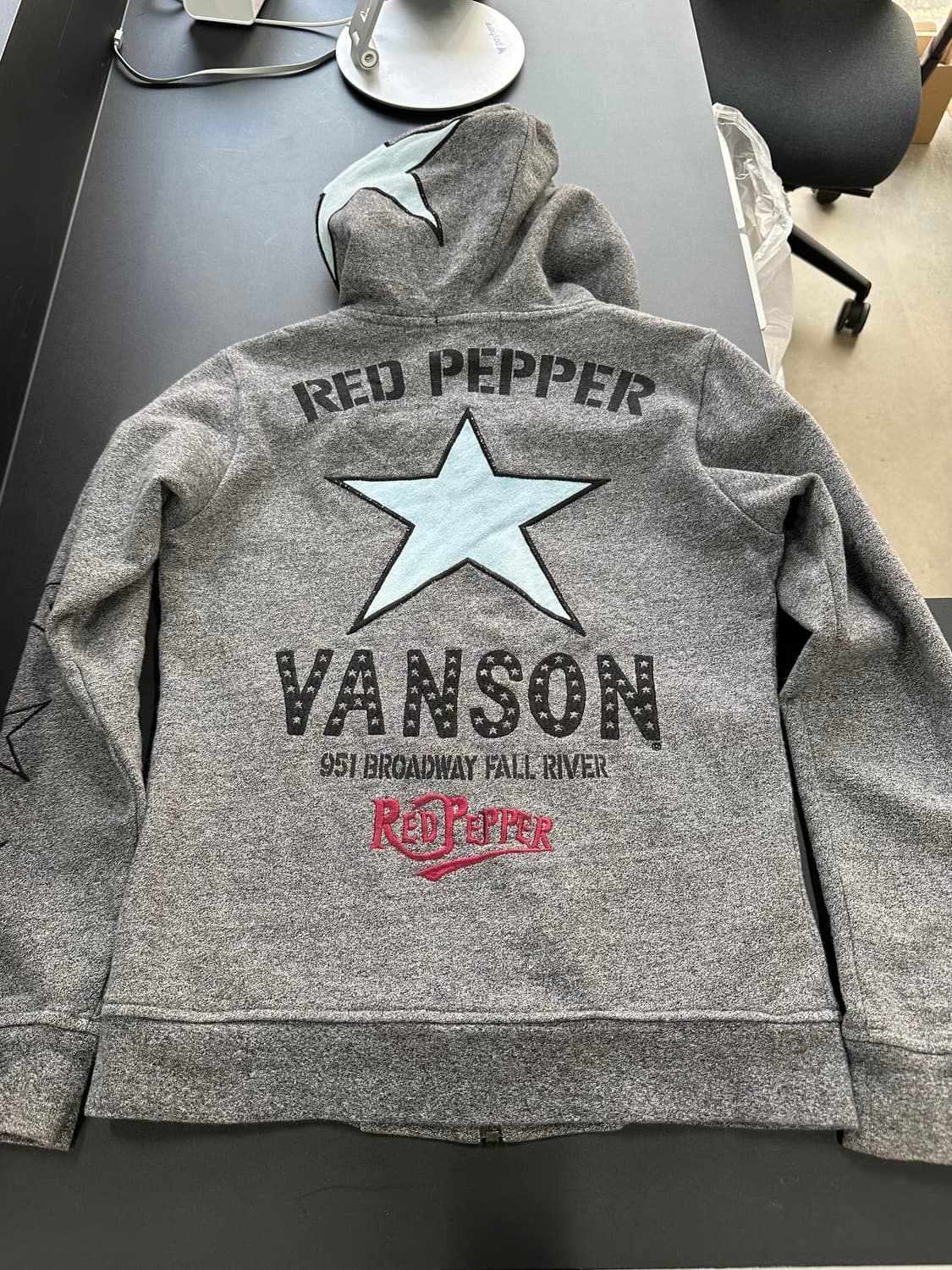 벤슨 x RED PEPPER 스타 자수 후드집업 상품이미지6