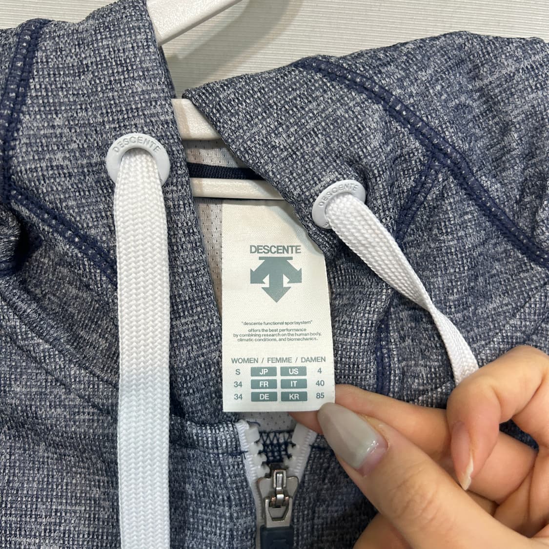 데상트 여성 조끼 85 상품이미지2