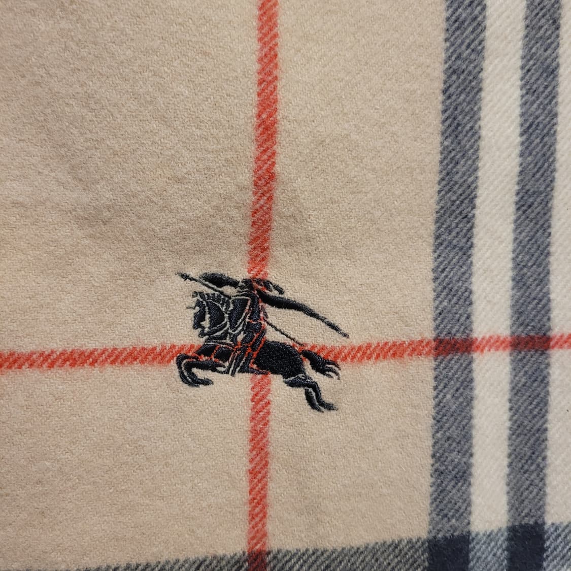 버버리 런던 버진울 머플러  상품이미지3