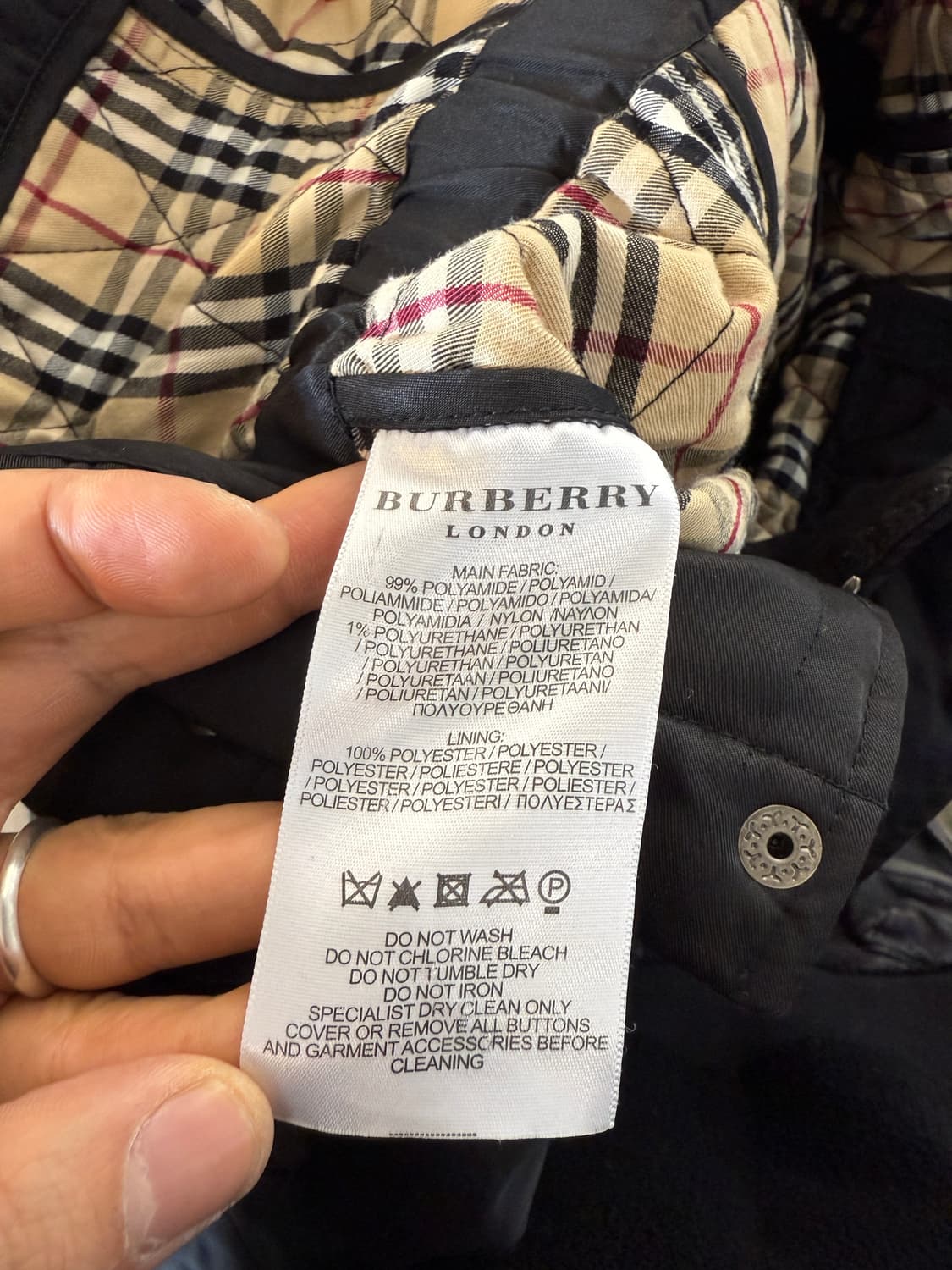 버버리 런던 정품 퀼팅 자켓 블랙 UK6 상품이미지5