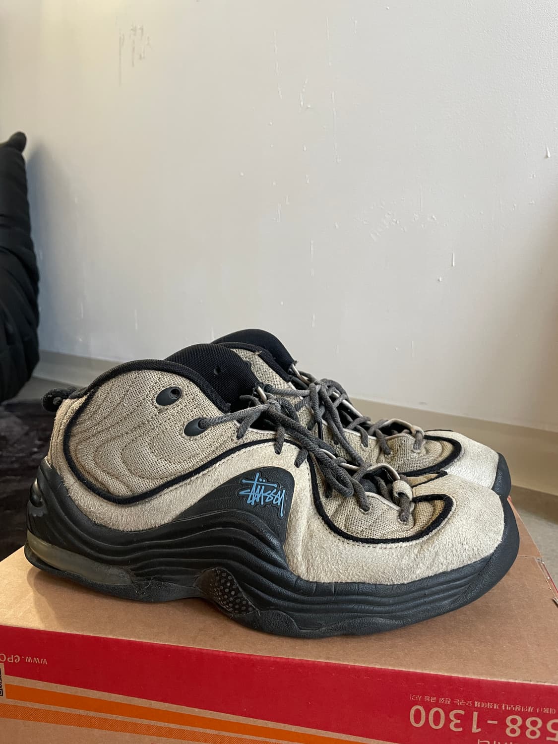 나이키 x 스투시 에어 페니 2 라탄 280 사이즈 상품이미지1