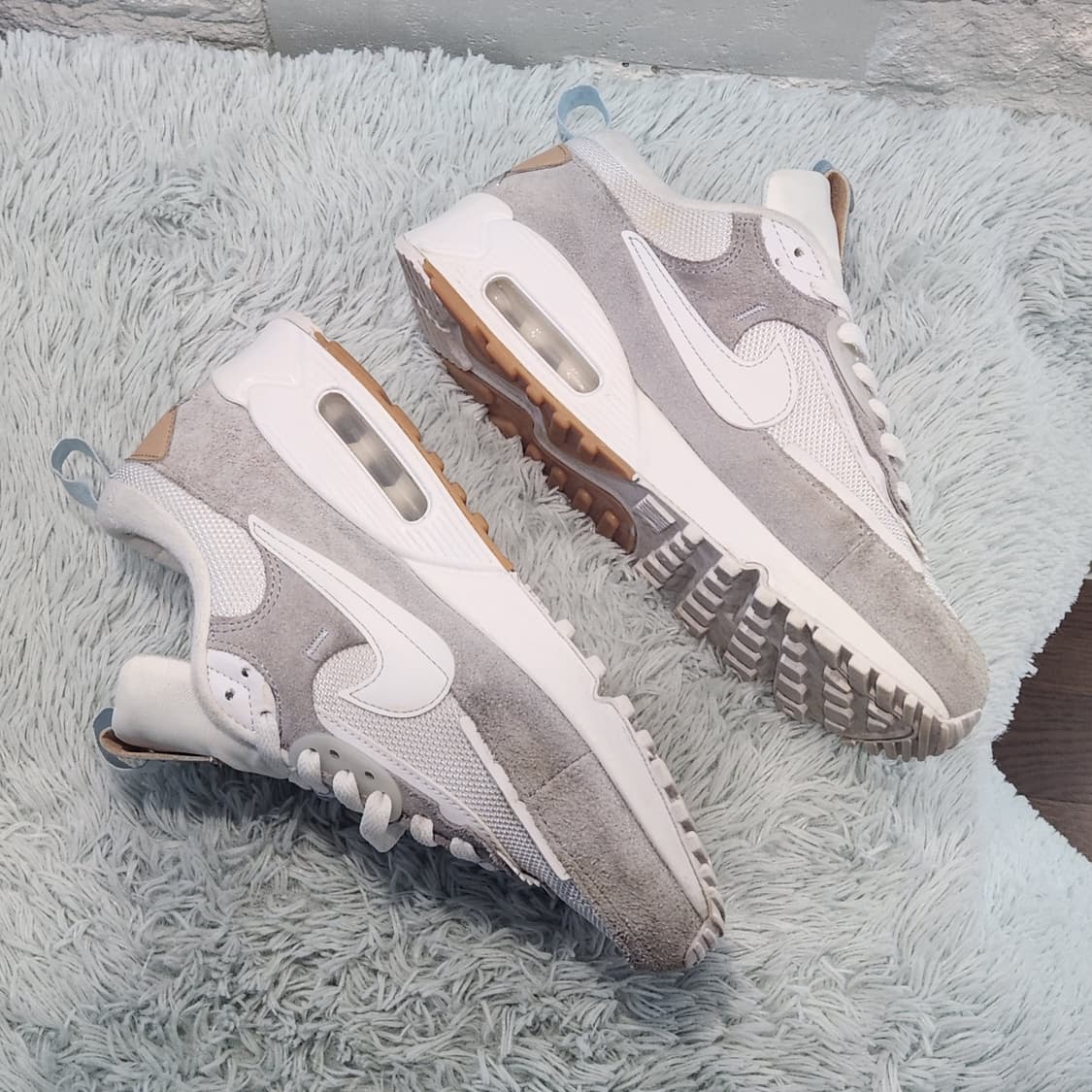 7w-18:나이키 우먼스 에어 맥스 90 퓨추라 SE 퓨어 플래티넘 상품이미지3