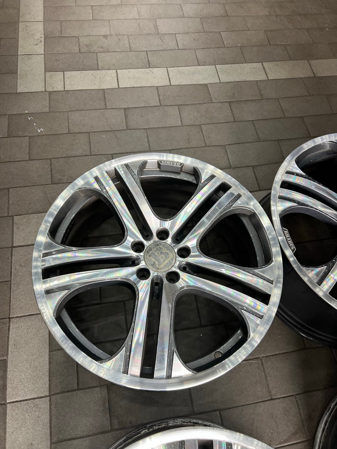 정품 브라부스 brabus 20인치 휠 한대분 4짝 급매 상품이미지1
