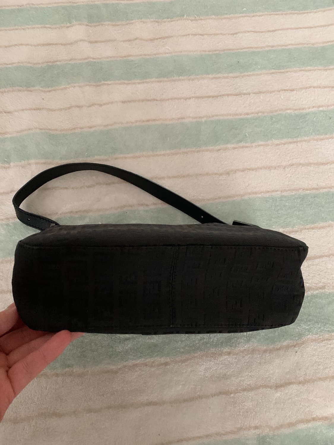 펜디 블랙 바게트백 정품 가방  상품이미지8