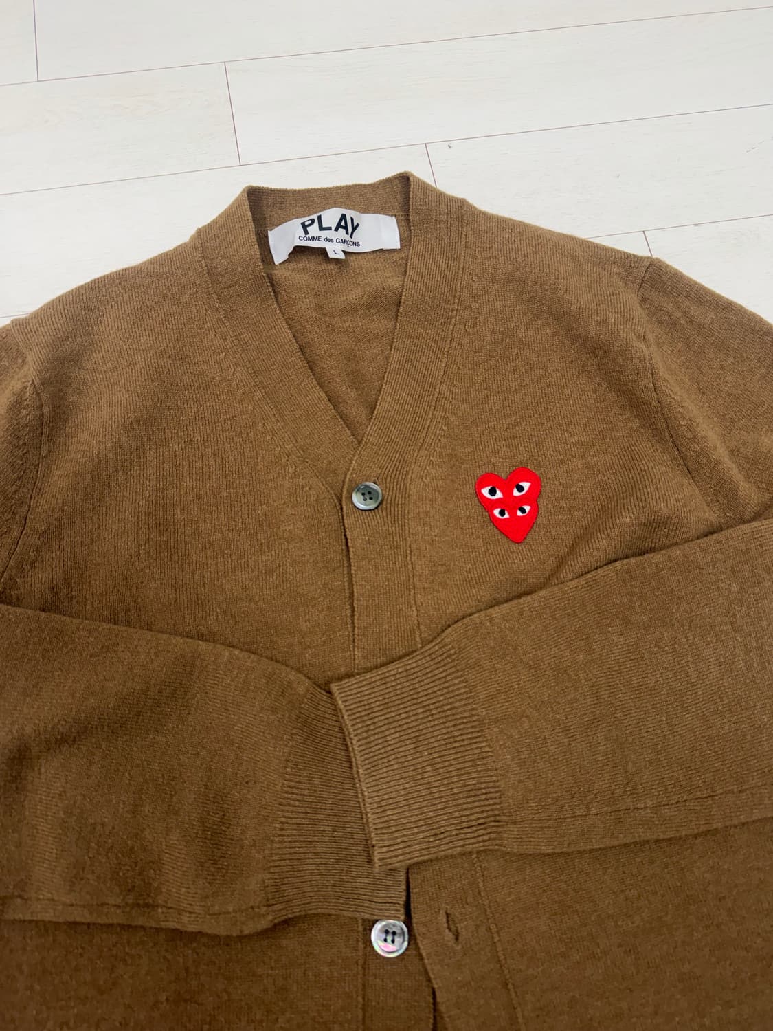 꼼데가르송 더블하트 가디건 L 사이즈  상태 9.7/10  사진찍고 절대 상품이미지2