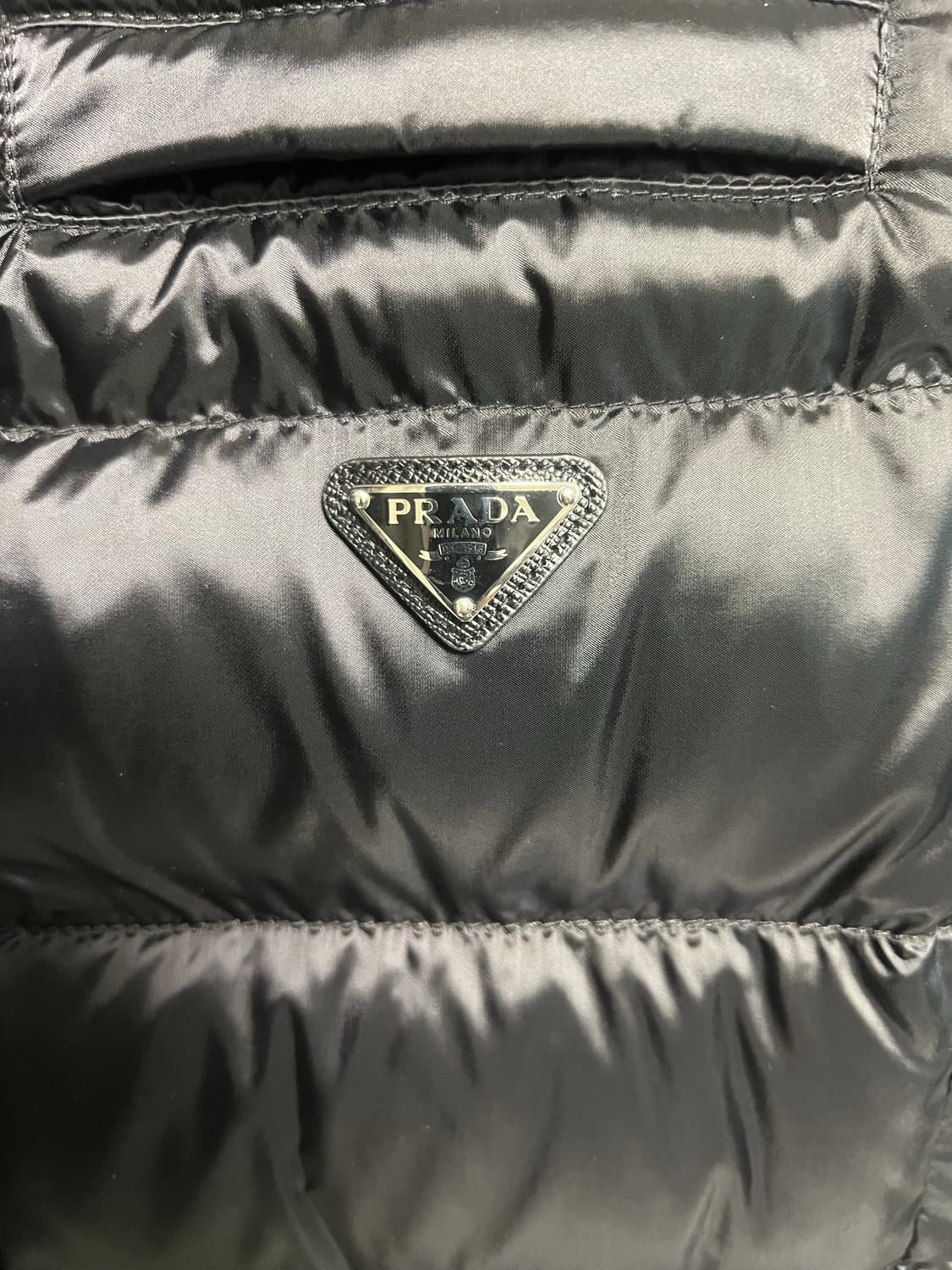 [40] 프라다 패딩조끼 블랙 상품이미지3