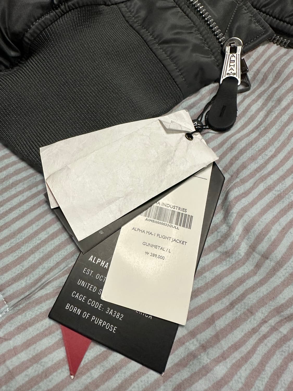 알파 인더스트리 MA-1 플라이트 재킷 건메탈 상품이미지3