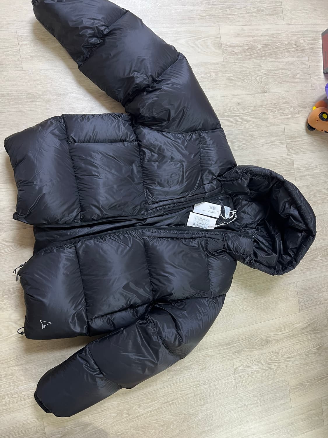 로아 헤비다운 파카 아스팔트 L사이즈 상품이미지1