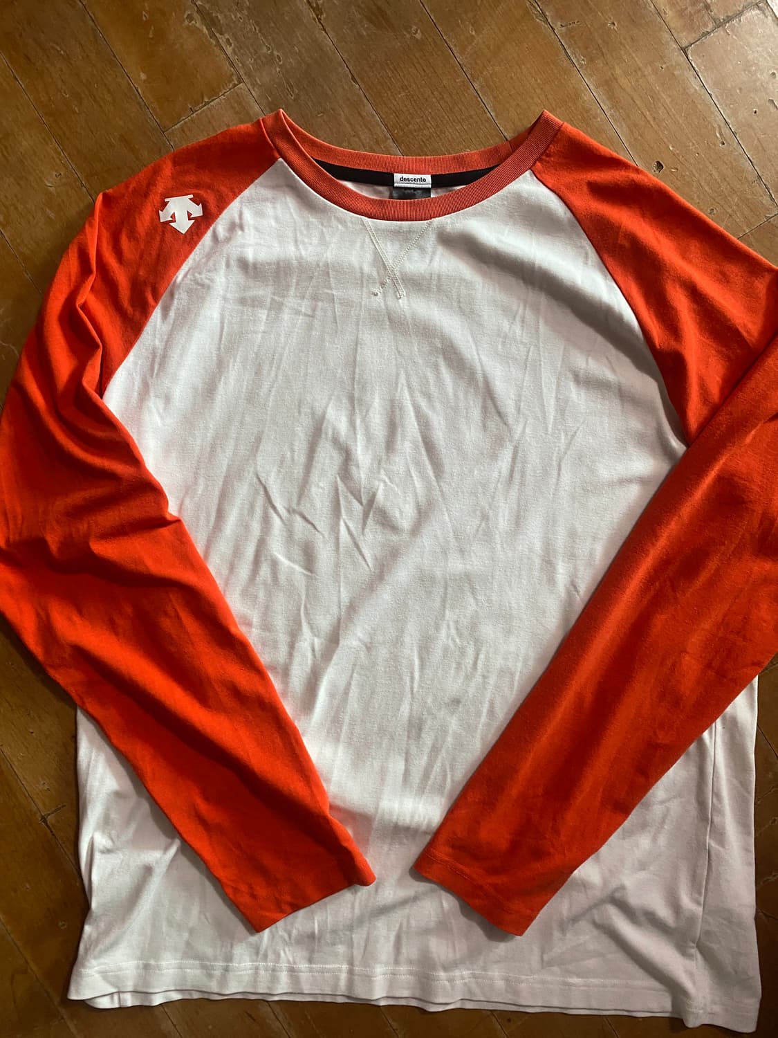 데상트 오렌지 라글란 긴팔 티셔츠 2XL(110) 상품이미지2