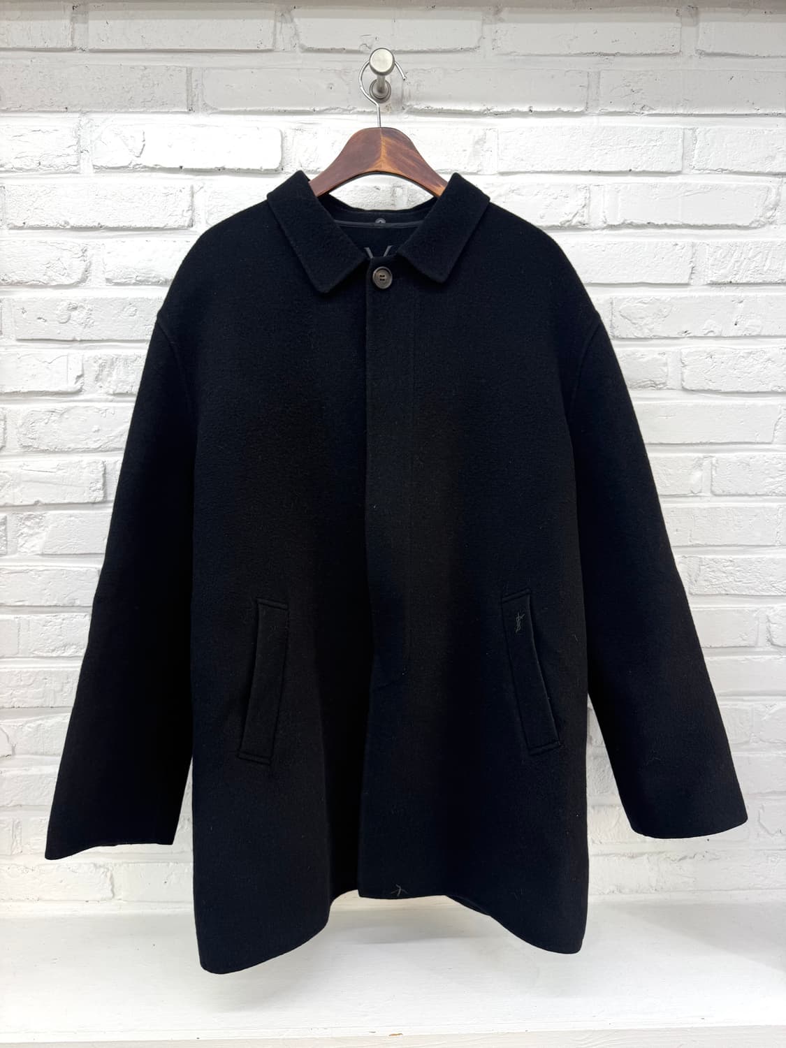 입생로랑 블랙 코트 상품이미지3