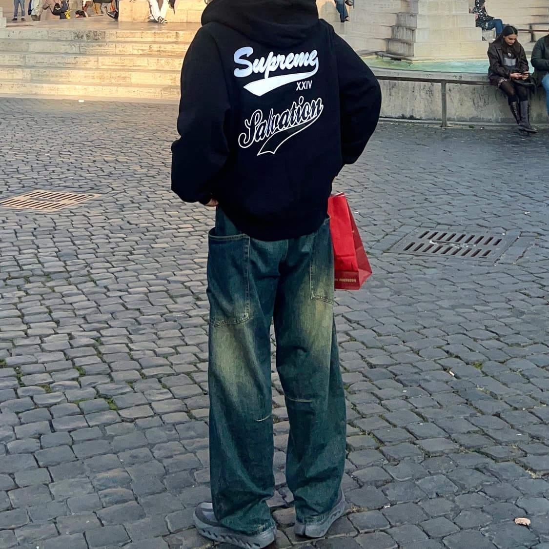 슈프림 살베이션 집업 후드 블랙 - 24SS 상품이미지6