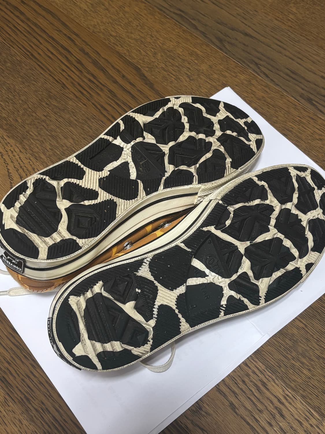 컨버스 척70 멜론 볼러 로우 슈가 기린 컨버스 상품이미지2