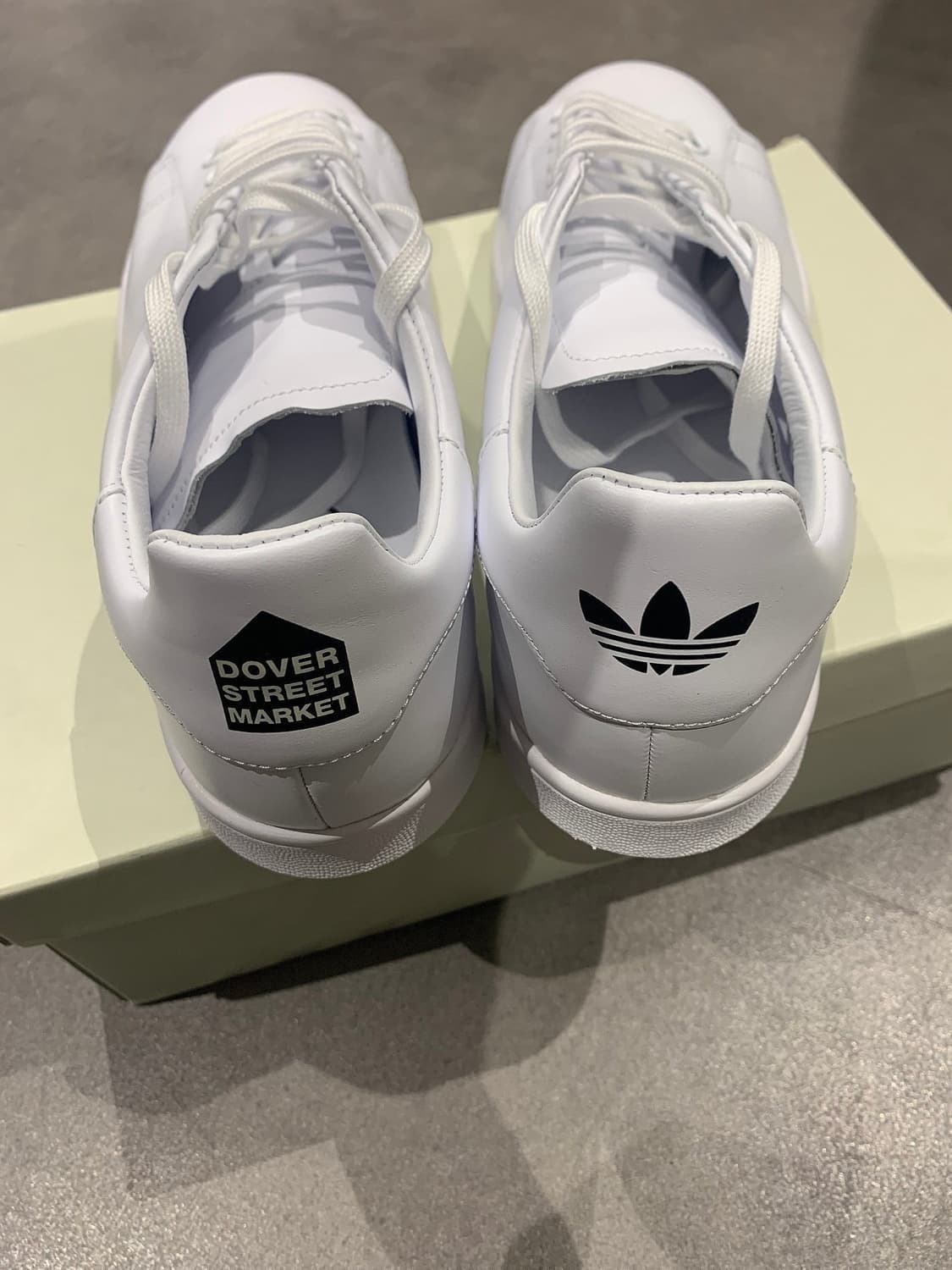 DSM x ADIDAS ] 아디다스 x 도버스트릿마켓 스탠스미스 화이트 상품이미지4