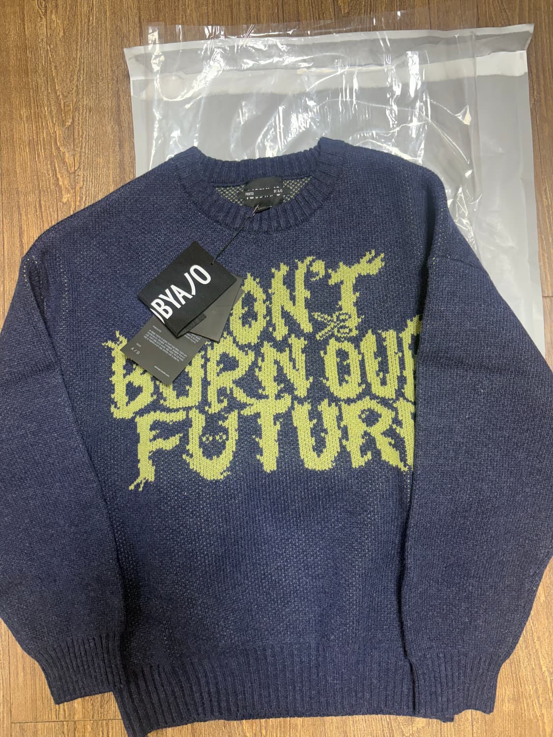 새상품) 아조바이아조 니트 네이비 s 상품이미지1