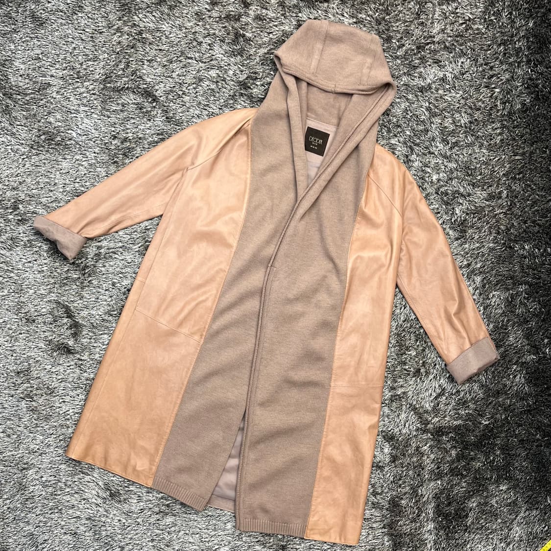 데시데 여성 천연 양가죽 후드 울 코트 (88-94-160) 상품이미지1