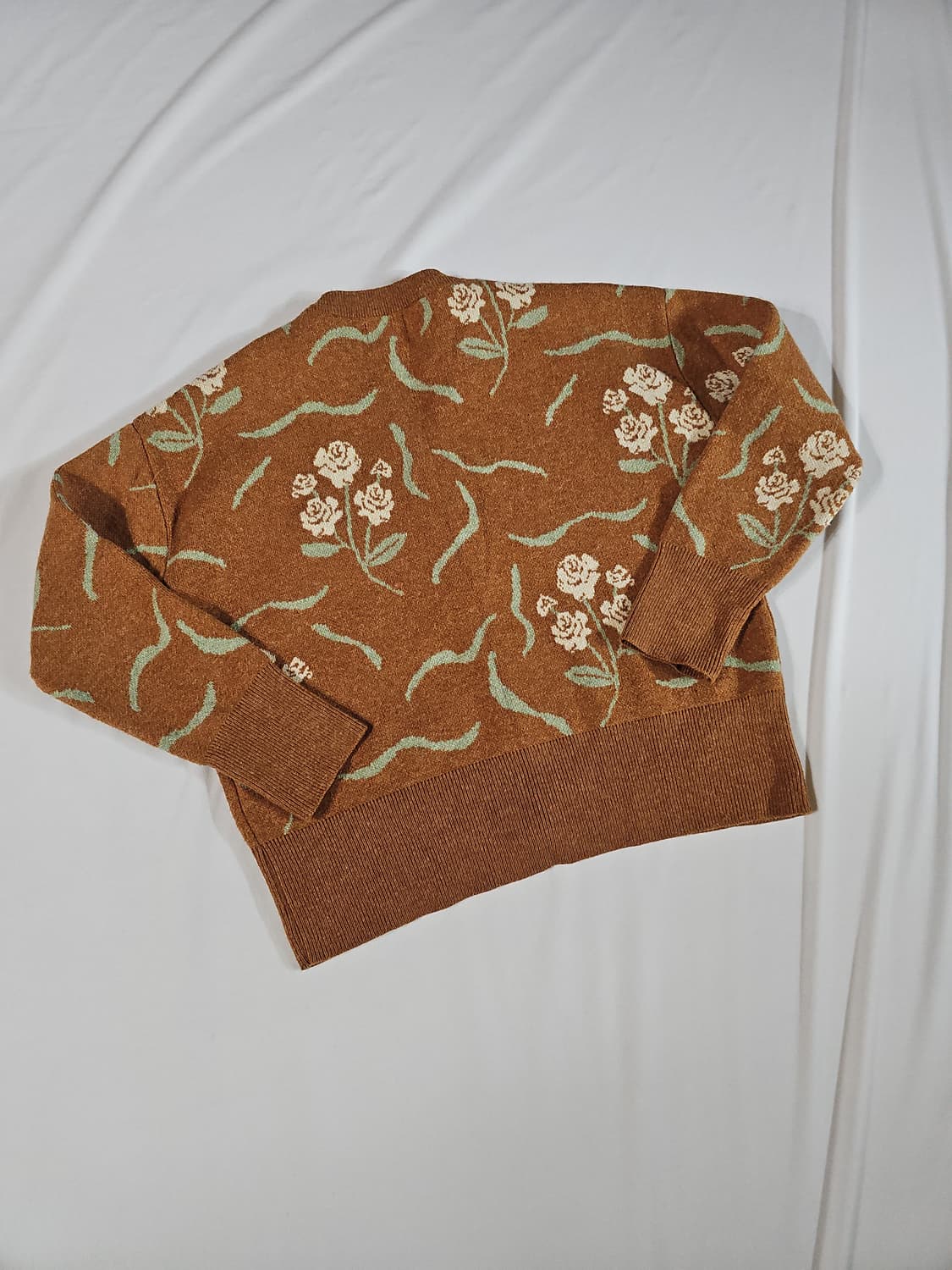 시눈 블레이브 빈티지 레트로 플라워 패턴 브라운 브이넥 가디건 상품이미지8
