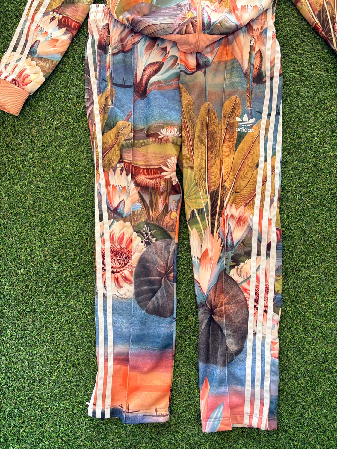 아디다스 트레이닝세트 상품이미지2