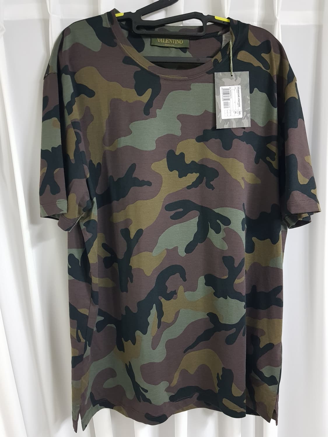 (110~120) 발렌티노 반팔티 xl 카모플라쥬 라운 상품이미지1