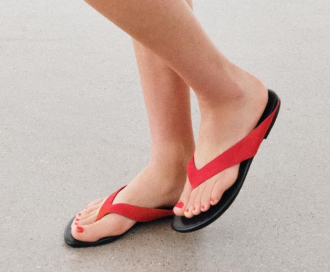 새상품) 강민경 자라 Zara 염소가죽 플립플랍 레드 블랙 상품이미지8