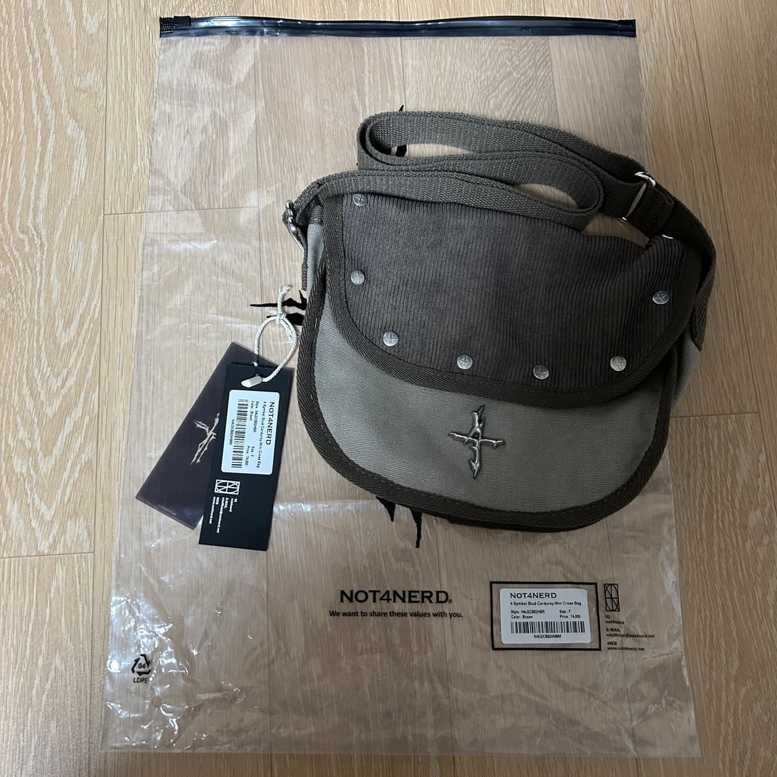 낫포너드 크로스백 상품이미지1