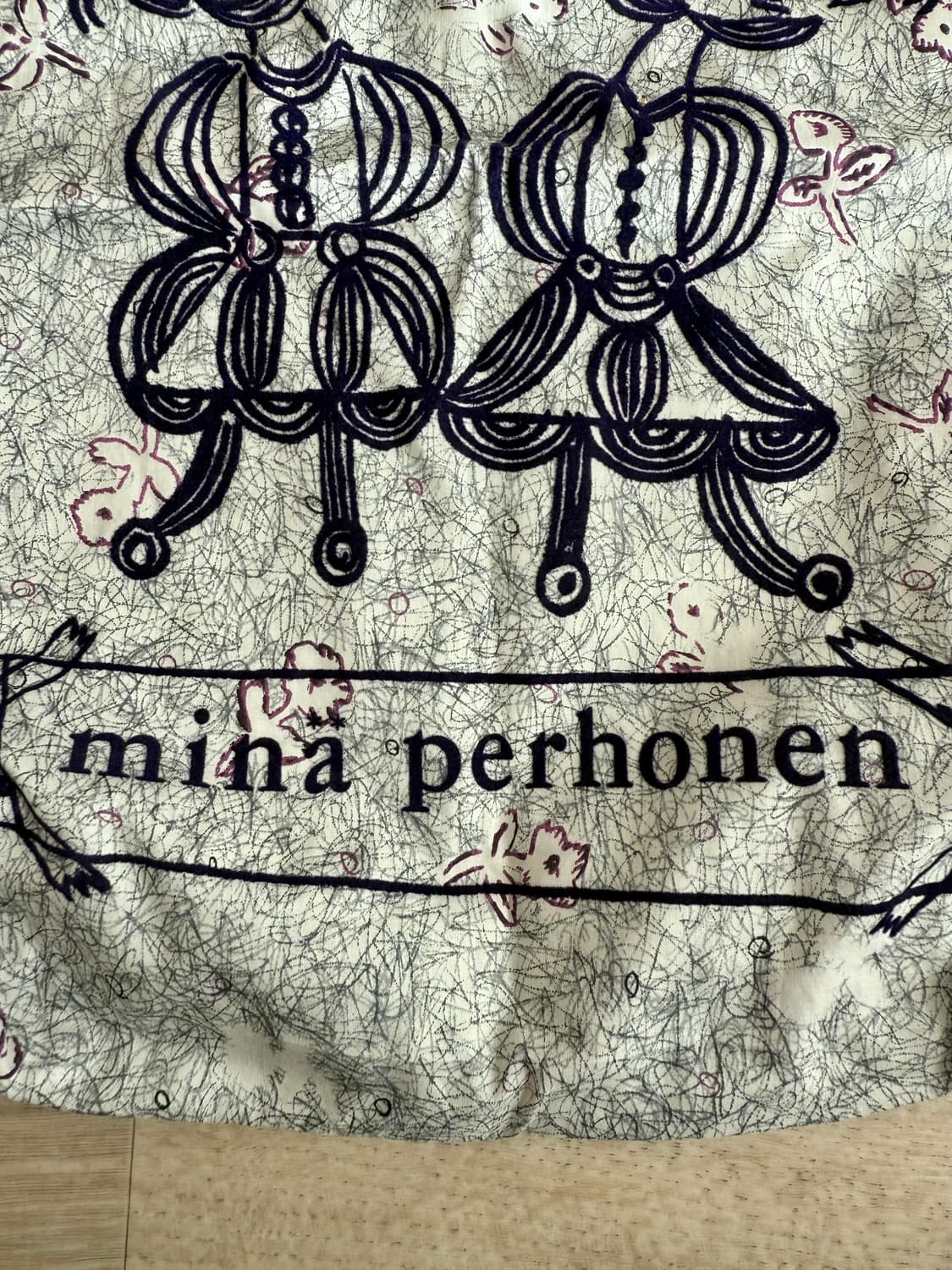 mina perhonen 미나 페르호넨 토트백 상품이미지5