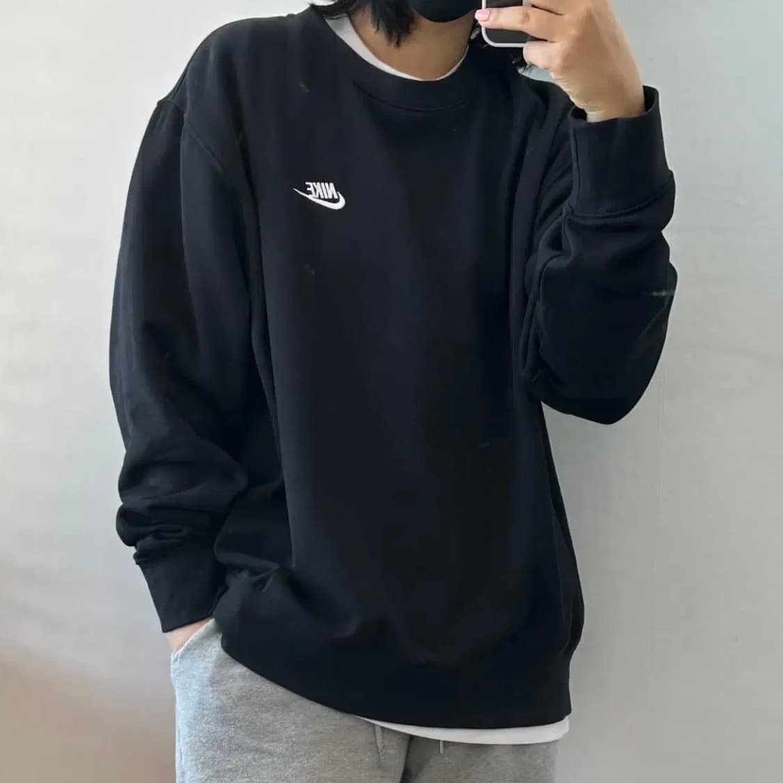 [XL] Nike 나이키 베이직 퓨츄라 블랙 라운드 맨투맨 상품이미지3