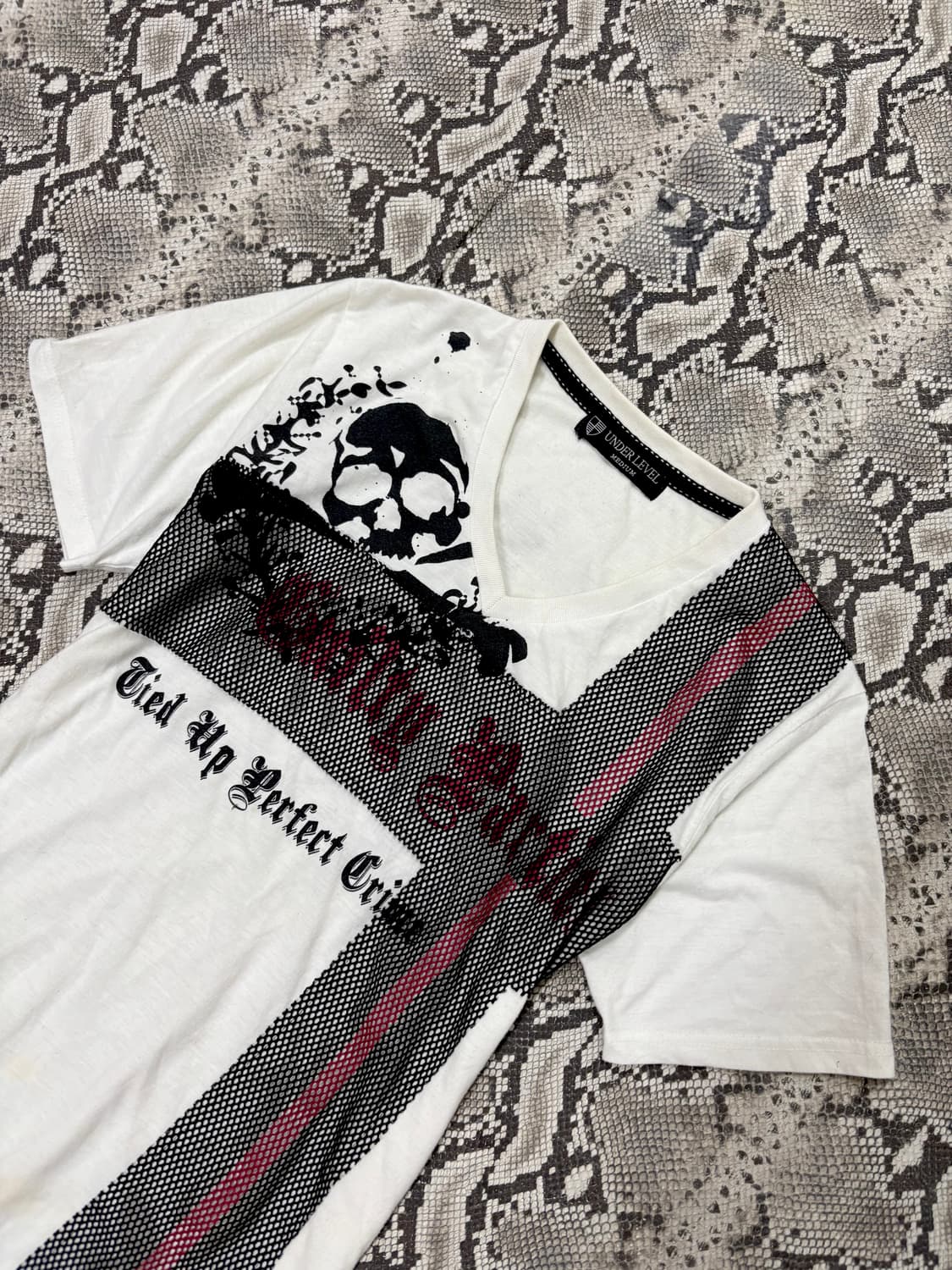 “Vintage” 00’s Design Skull Print Tee 상품이미지4
