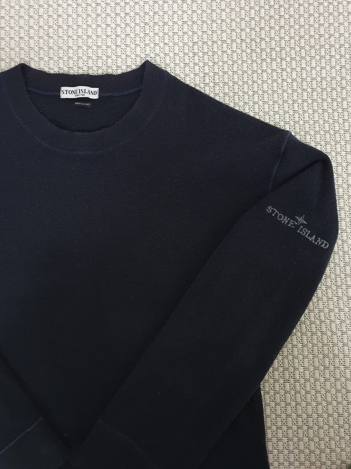 90s 자수 스펠아웃 네이비 니트 상품이미지1