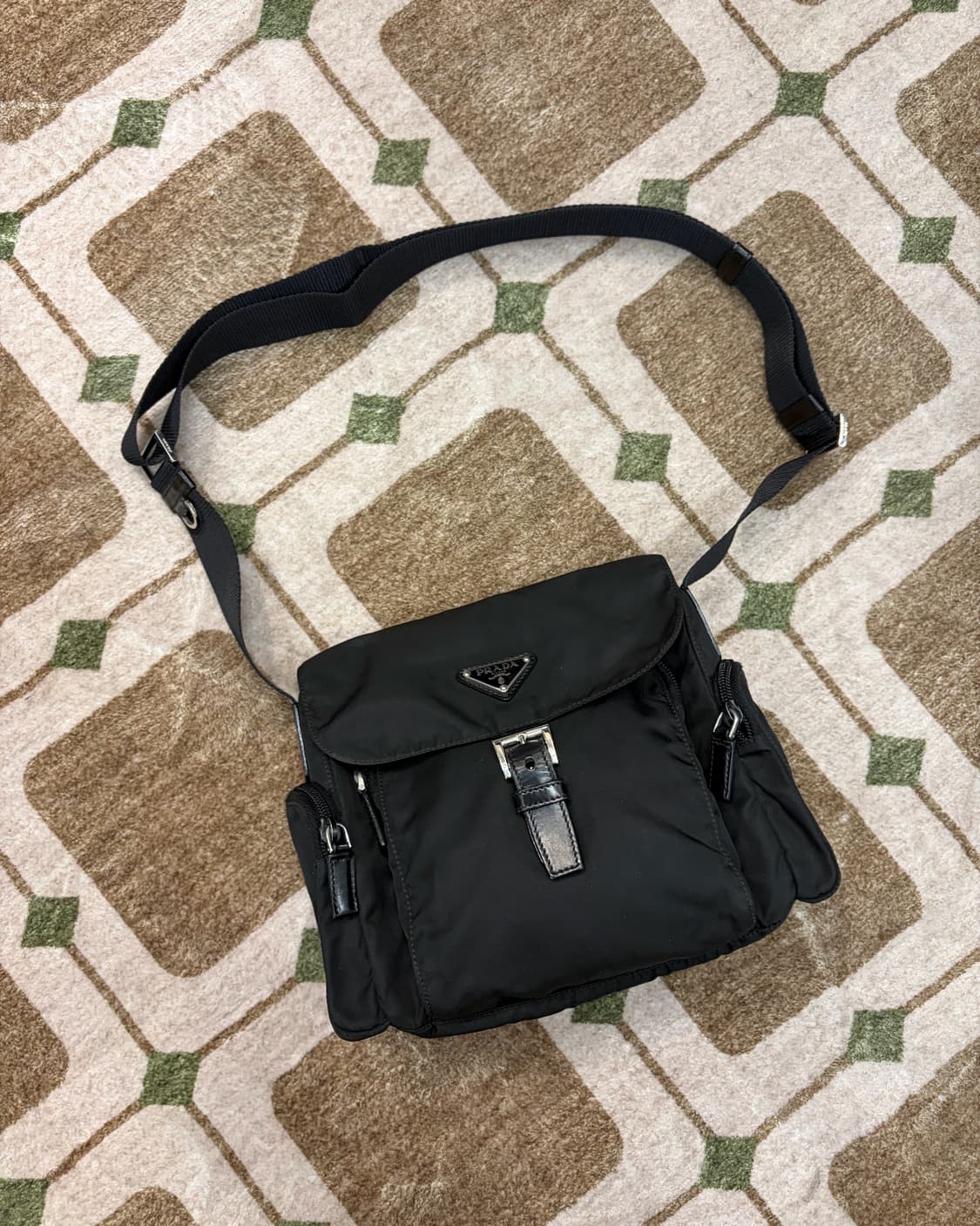 프라다 나일론 포코노 크로스 상품이미지1